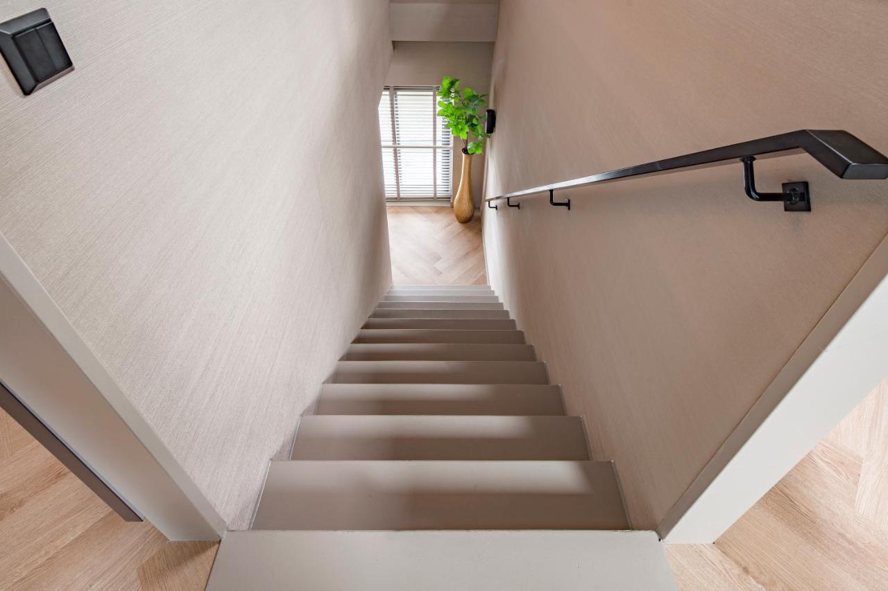 Breathe Boutique Hotel Лейден Экстерьер фото